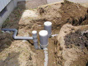 汚水桝を設置して配管と接続